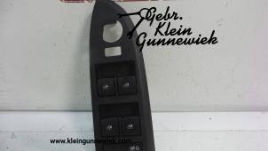 Usados Interruptor combinado de ventanillas Opel Ampera Precio de solicitud ofrecido por Gebr.Klein Gunnewiek Ho.BV