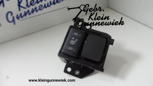 Gebrauchte Sitzheizung Schalter Nissan X-Trail Preis auf Anfrage angeboten von Gebr.Klein Gunnewiek Ho.BV