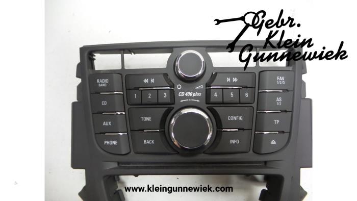 Radio control panel from a Opel Cascada 2014