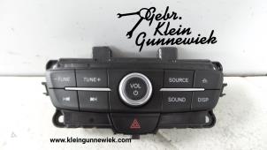 Used Radio control panel Ford C-Max Price € 65,00 Margin scheme offered by Gebr.Klein Gunnewiek Ho.BV