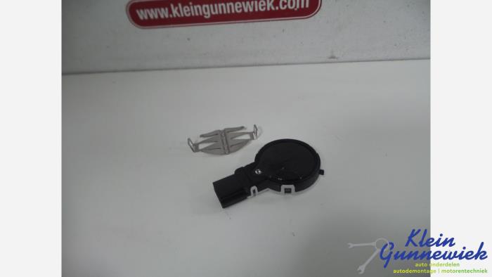 Begagnade Regnsensor Ford Kuga Pris € 20,00 Marginaltabell erbjuds av Klein Gunnewiek Autodemontage & Motorentechniek