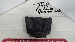 Usagé Panneau commande radio Ford Fiesta Prix € 50,00 Règlement à la marge proposé par Gebr.Klein Gunnewiek Ho.BV