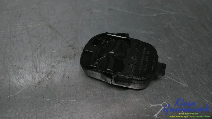 Begagnade Regnsensor Opel Insignia Pris € 15,00 Marginaltabell erbjuds av Klein Gunnewiek Autodemontage & Motorentechniek