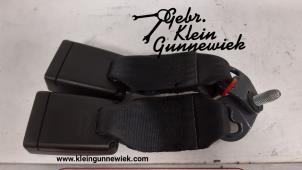 Used Rear seatbelt buckle, right Dacia Logan Price on request offered by Gebr.Klein Gunnewiek Ho.BV
