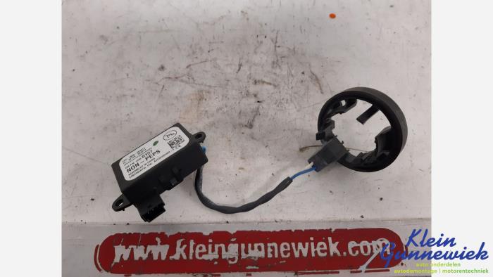 Używane Immobilizer Opel Cascada Cena € 25,00 Procedura marży oferowane przez Klein Gunnewiek Autodemontage & Motorentechniek