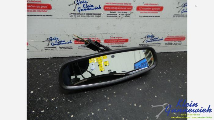 Używane Lusterko wewnetrzne Opel Insignia Cena € 18,00 Procedura marży oferowane przez Klein Gunnewiek Autodemontage & Motorentechniek