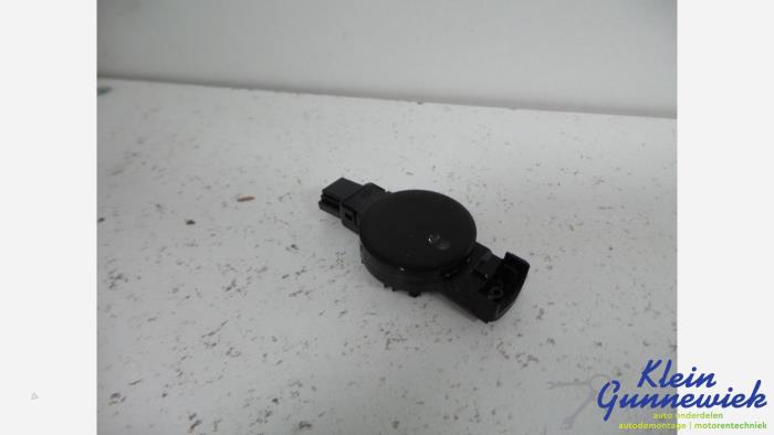 Begagnade Regnsensor Opel Astra Pris € 28,00 Marginaltabell erbjuds av Klein Gunnewiek Autodemontage & Motorentechniek