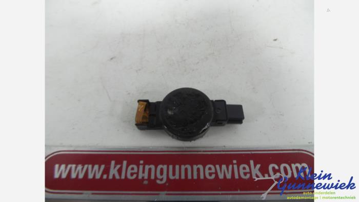 Begagnade Regnsensor BMW X5 Pris € 50,00 Marginaltabell erbjuds av Klein Gunnewiek Autodemontage & Motorentechniek