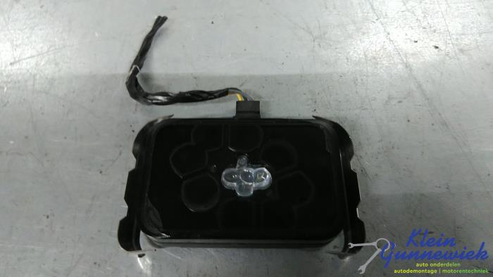 Begagnade Regnsensor Renault Grand Espace Pris € 18,00 Marginaltabell erbjuds av Klein Gunnewiek Autodemontage & Motorentechniek
