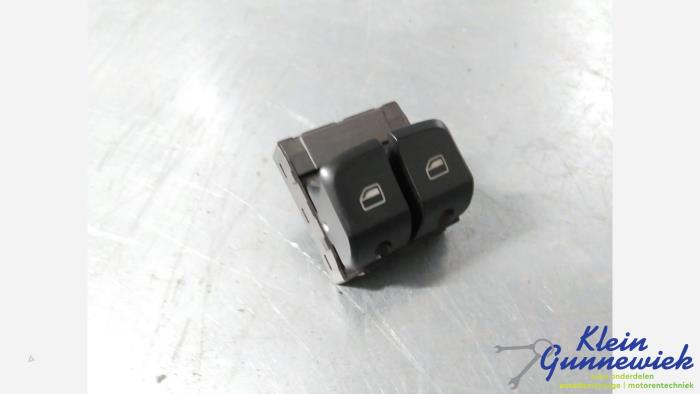 Usados Interruptor combinado de ventanillas Audi A5 Precio € 19,00 Norma de margen ofrecido por Klein Gunnewiek Autodemontage & Motorentechniek