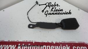 Usados Lengüeta cinturón de seguridad derecha delante Audi A1 Precio de solicitud ofrecido por Gebr.Klein Gunnewiek Ho.BV