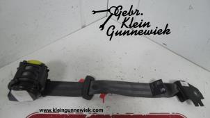 Used Rear seatbelt, centre Ford Mondeo Price on request offered by Gebr.Klein Gunnewiek Ho.BV