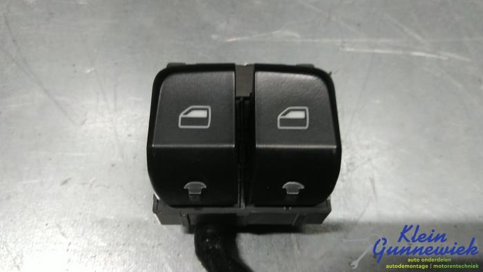 Usados Interruptor combinado de ventanillas Audi A5 Precio € 19,00 Norma de margen ofrecido por Klein Gunnewiek Autodemontage & Motorentechniek