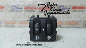 Used AIH headlight switch Renault Clio Price on request offered by Gebr.Klein Gunnewiek Ho.BV