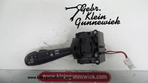 Used Indicator switch Renault Twingo Price on request offered by Gebr.Klein Gunnewiek Ho.BV