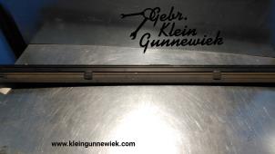 Used Right blind Volkswagen Transporter Price € 195,00 Margin scheme offered by Gebr.Klein Gunnewiek Ho.BV