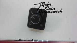 Używane Przelacznik lusterka Volkswagen T-Roc Cena € 20,00 Procedura marży oferowane przez Gebr.Klein Gunnewiek Ho.BV