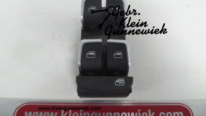 Multi-functional window switch from a Audi Q3 2013