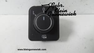 Usagé Commande Rétroviseurs Volkswagen T-Roc Prix € 15,00 Règlement à la marge proposé par Gebr.Klein Gunnewiek Ho.BV