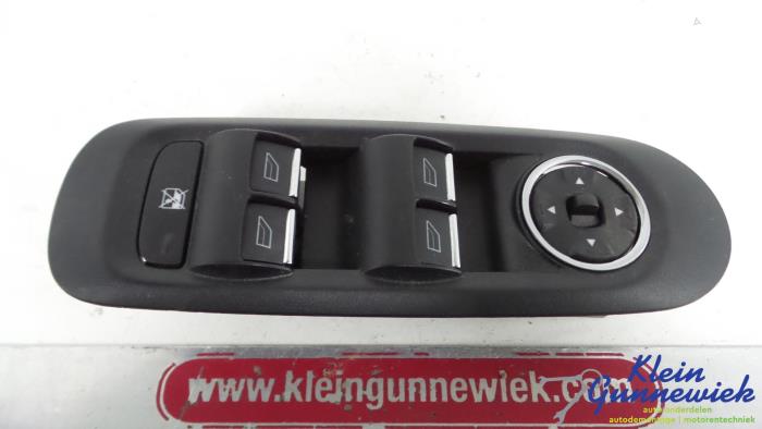 Używane Przelacznik combi okienny Ford S-Max Cena € 15,00 Procedura marży oferowane przez Klein Gunnewiek Autodemontage & Motorentechniek