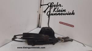 Used Gear stick Nissan Note Price on request offered by Gebr.Klein Gunnewiek Ho.BV