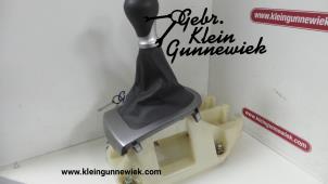 Used Gear stick Kia Rio Price on request offered by Gebr.Klein Gunnewiek Ho.BV