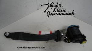 Used Rear seatbelt, right Kia Picanto Price on request offered by Gebr.Klein Gunnewiek Ho.BV