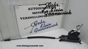 Używane Dzwignia zmiany biegów Volkswagen T-Roc Cena na żądanie oferowane przez Gebr.Klein Gunnewiek Ho.BV