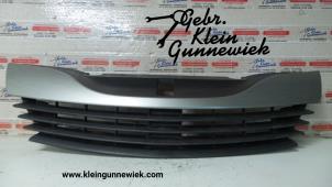 Gebrauchte Grill Renault Laguna Preis auf Anfrage angeboten von Gebr.Klein Gunnewiek Ho.BV