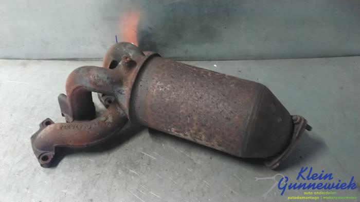Używane Katalizator Opel Corsa Cena € 198,00 Procedura marży oferowane przez Klein Gunnewiek Autodemontage & Motorentechniek