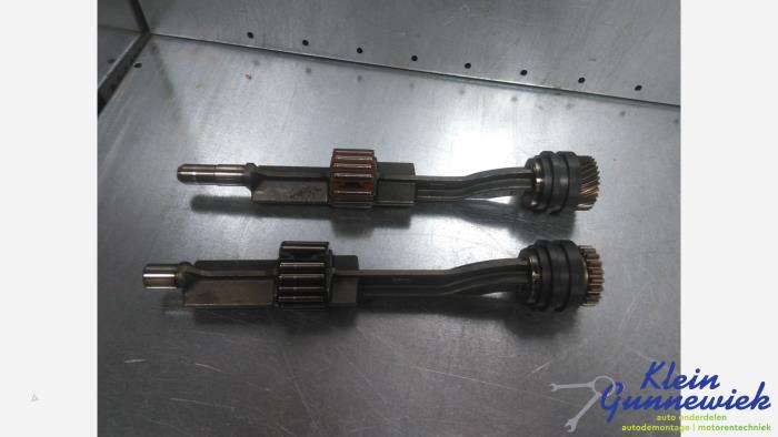 Gebrauchte Ausgleichswelle Audi S3 Preis € 108,00 Margenregelung angeboten von Klein Gunnewiek Autodemontage & Motorentechniek