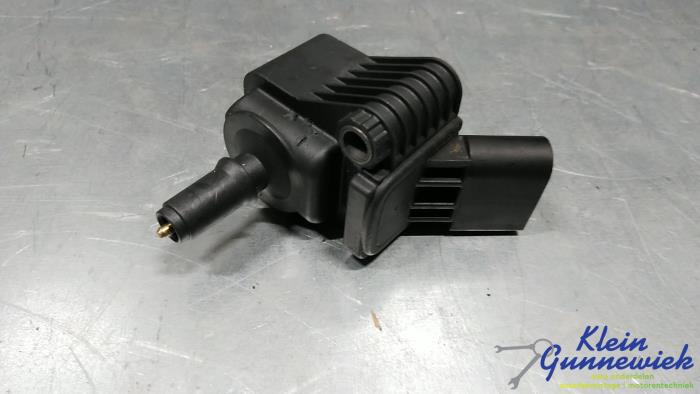 Usagé Bobine Volkswagen Polo Prix € 15,00 Règlement à la marge proposé par Klein Gunnewiek Autodemontage & Motorentechniek