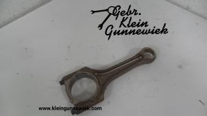 Used Mechanical fuel pump Volkswagen Golf Price on request offered by Gebr.Klein Gunnewiek Ho.BV