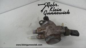 Used Mechanical fuel pump Audi A6 Price on request offered by Gebr.Klein Gunnewiek Ho.BV