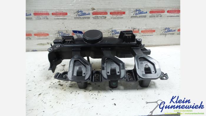 Usagé Ventilation carter Renault Master Prix € 34,00 Règlement à la marge proposé par Klein Gunnewiek Autodemontage & Motorentechniek