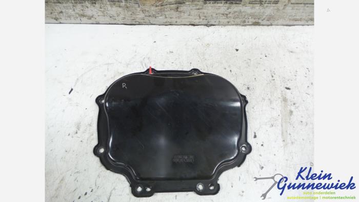 Usagé Couvercle de distribution Audi S5 Prix € 16,00 Règlement à la marge proposé par Klein Gunnewiek Autodemontage & Motorentechniek