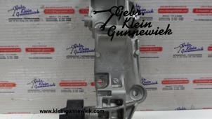 Used Alternator lower bracket Renault Master Price on request offered by Gebr.Klein Gunnewiek Ho.BV