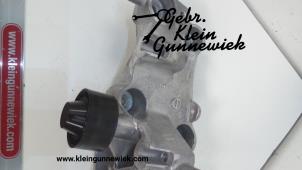 Used Alternator lower bracket Renault Master Price on request offered by Gebr.Klein Gunnewiek Ho.BV