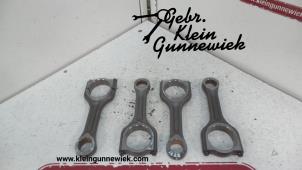 Used Connecting rod Ford Mondeo Price on request offered by Gebr.Klein Gunnewiek Ho.BV