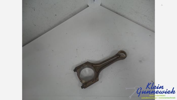 Używane Korbowód Volkswagen Golf Cena € 45,00 Procedura marży oferowane przez Klein Gunnewiek Autodemontage & Motorentechniek