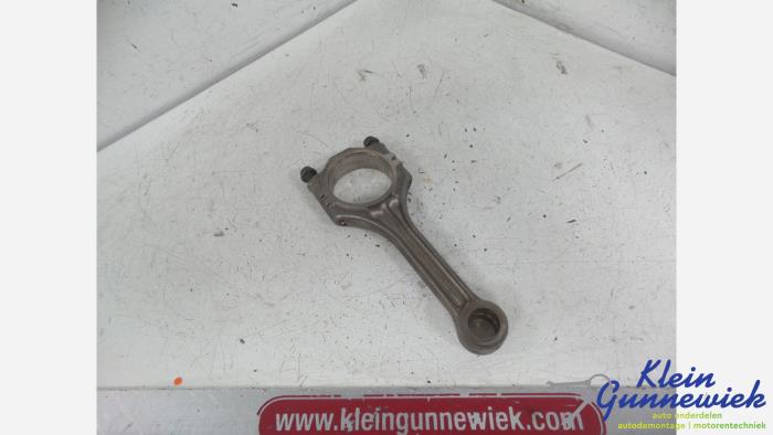 Używane Korbowód Volkswagen Golf Cena € 50,00 Procedura marży oferowane przez Klein Gunnewiek Autodemontage & Motorentechniek
