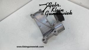 Used Alternator lower bracket Audi A6 Price on request offered by Gebr.Klein Gunnewiek Ho.BV