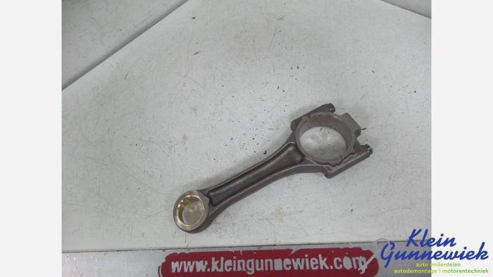 Usagé Bielle Volkswagen Passat Prix € 47,00 Règlement à la marge proposé par Klein Gunnewiek Autodemontage & Motorentechniek