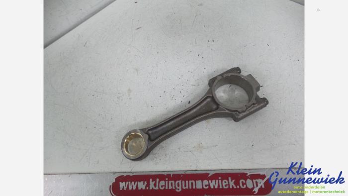 Usagé Bielle Volkswagen Passat Prix € 47,00 Règlement à la marge proposé par Klein Gunnewiek Autodemontage & Motorentechniek