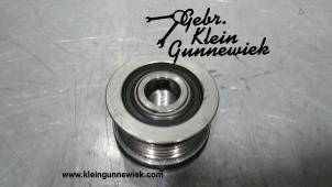Usados Polea de dinamo Volkswagen Golf Precio de solicitud ofrecido por Gebr.Klein Gunnewiek Ho.BV