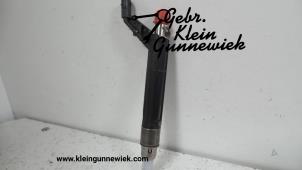 Usados Inyector (inyección de gasolina) Volkswagen Touareg Precio de solicitud ofrecido por Gebr.Klein Gunnewiek Ho.BV