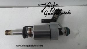 Used Injector (petrol injection) Volkswagen Arteon Price € 75,00 Margin scheme offered by Gebr.Klein Gunnewiek Ho.BV