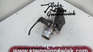 Used Throttle body Renault Clio Price € 50,00 Margin scheme offered by Gebr.Klein Gunnewiek Ho.BV