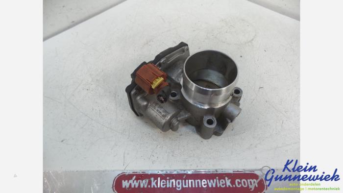 Usagé Boitier papillon Ford Focus Prix € 50,00 Règlement à la marge proposé par Klein Gunnewiek Autodemontage & Motorentechniek