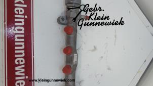 Używane Listwa wtryskowa Volkswagen Golf Cena € 85,00 Procedura marży oferowane przez Gebr.Klein Gunnewiek Ho.BV